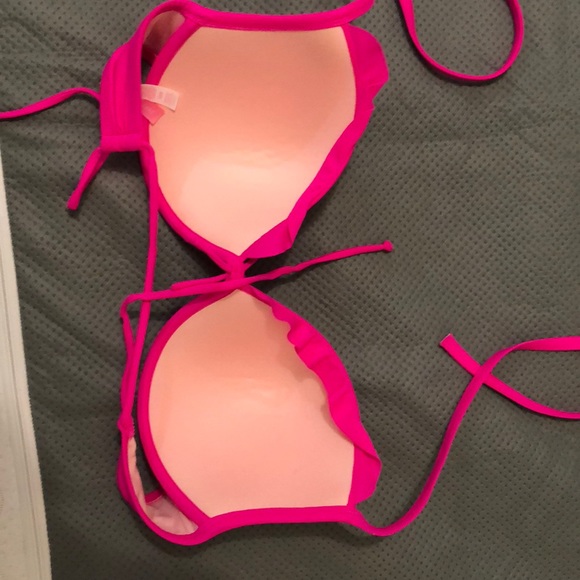 Victoria Secret Bikini Top - Picture 2 of 3